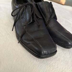 Josef Seibel black tie up dress shoe 8.5